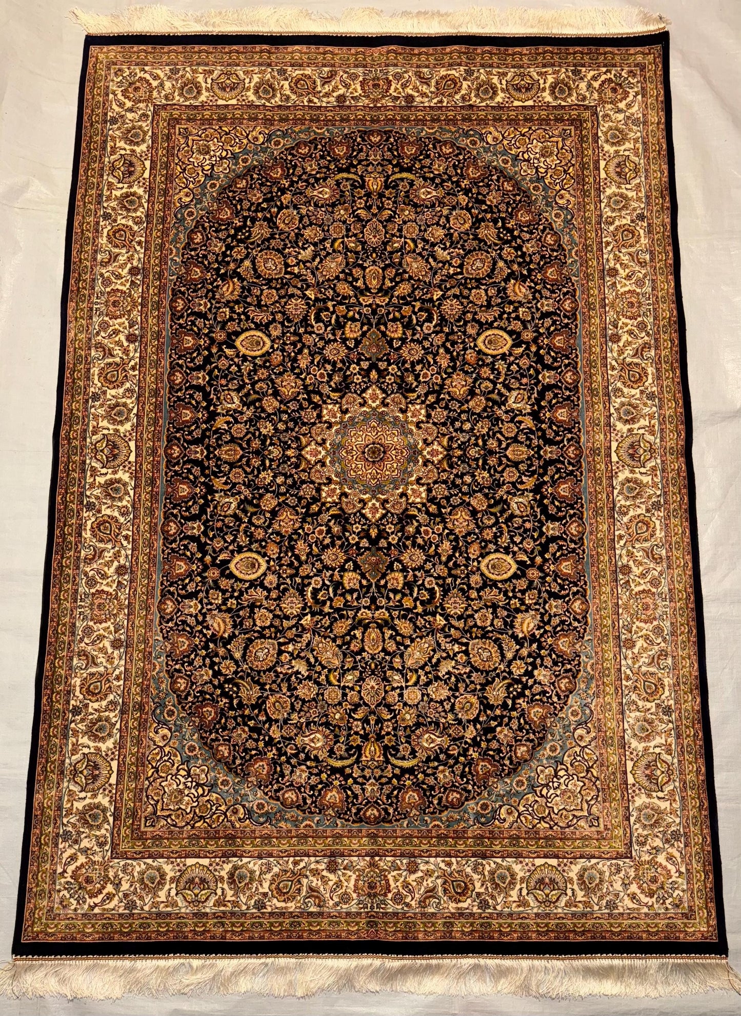 5x7 Persian Silk Rug | Intricate Black and Gold Floral Design,Luxury Persian Silk Rug,Persian-Style Silk Rug,Persian Oriental Floral Carpet.