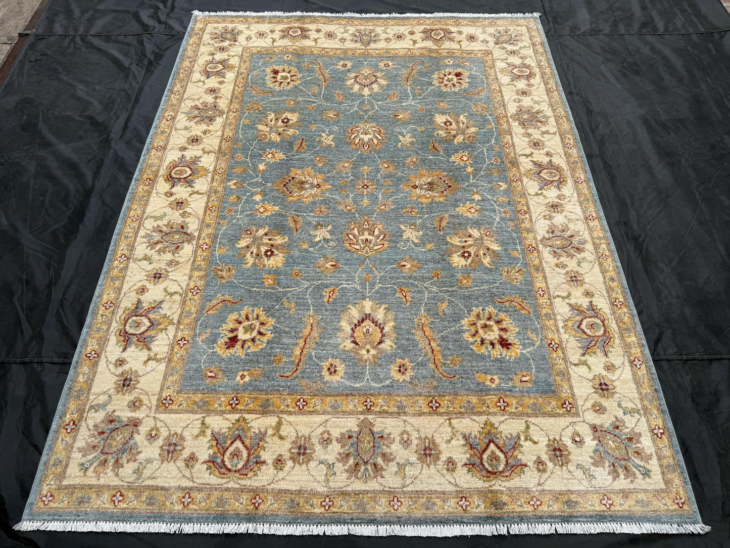 Handmade Ziegler Chobi Rug - Traditional Afghan Wool Carpet 5x7,Elegant Ziegler Chobi Rug - Handmade Traditional Blue Wool Carpet.