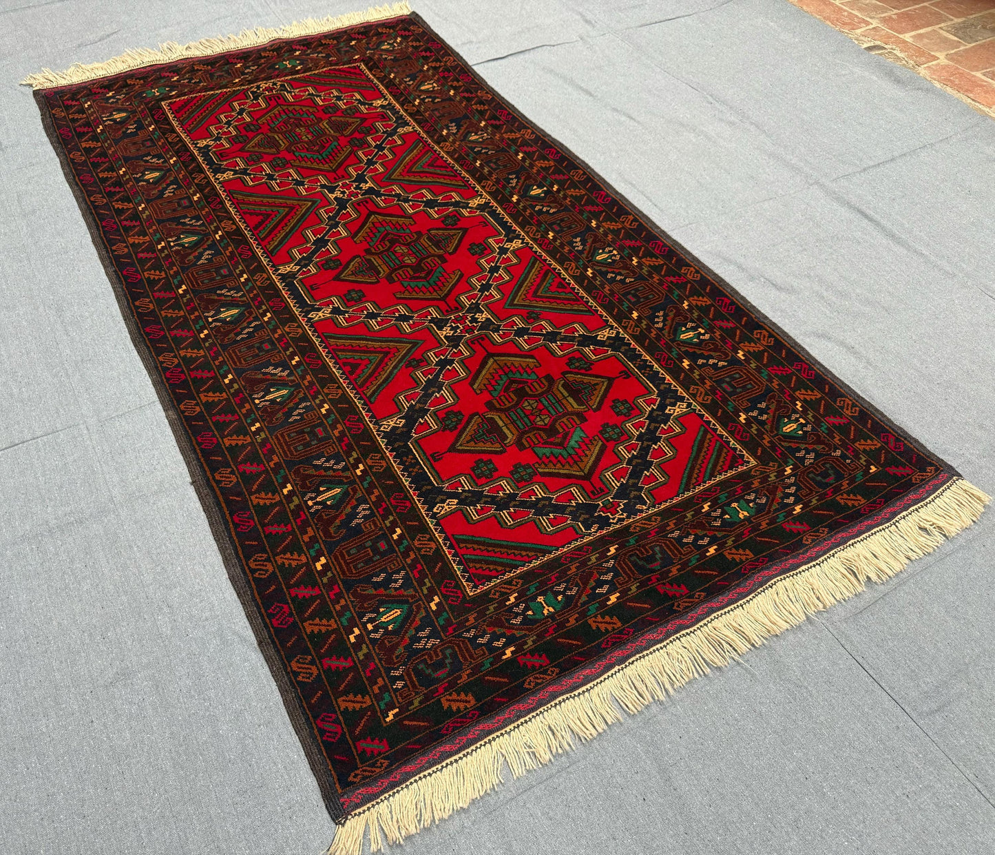 Handmade Turkish Rug-Bold Red Geometric Wool Carpet with Tribal Patterns,Traditional Handwoven Turkish Rug-Vibrant Red and Black Wool Carpet