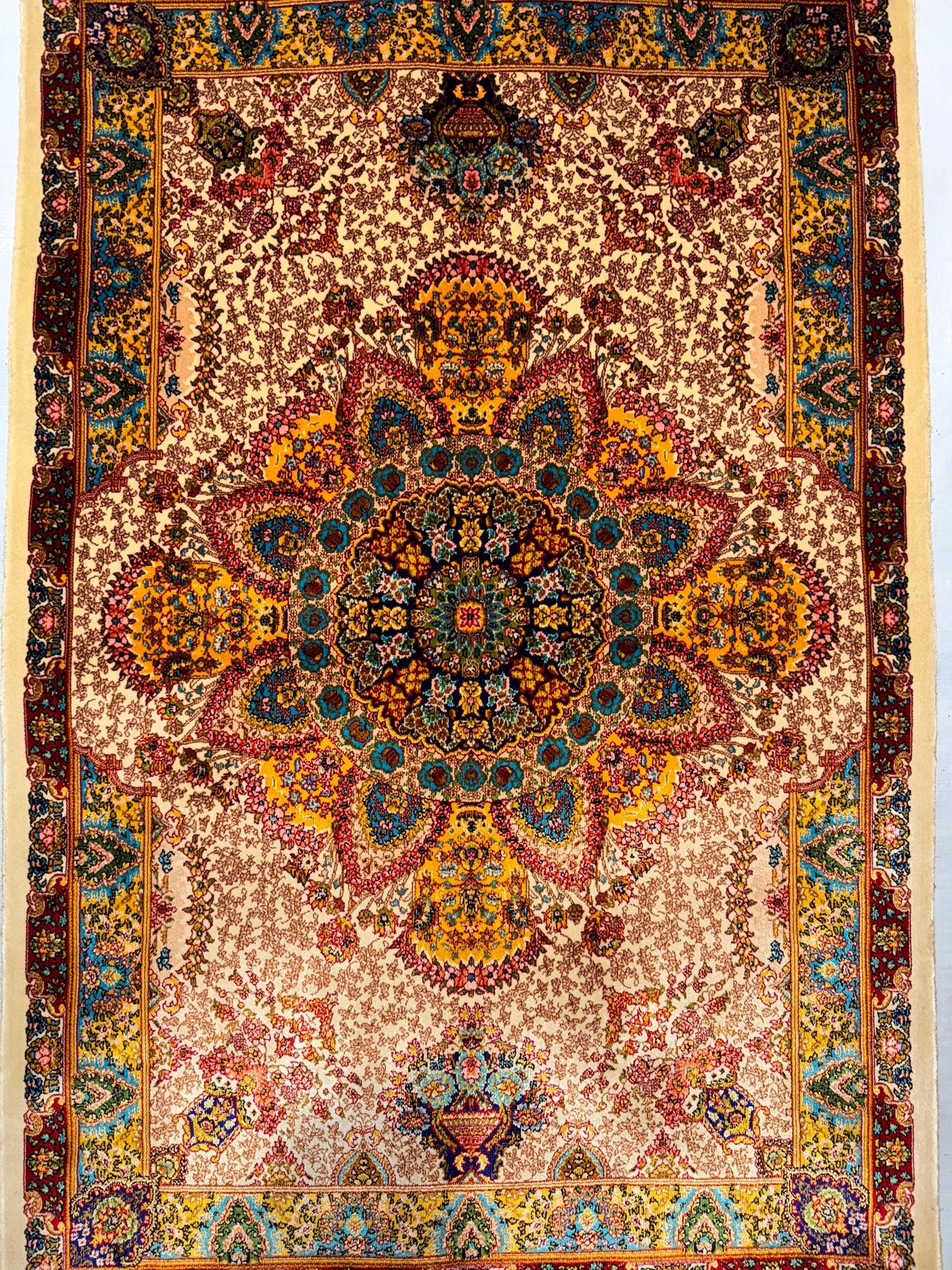 Small Silk Persian Rug |Wall Hanging Tapestry | Luxury Floral Medallion Decor,Oriental Floral Medallion Rug,Small Decorative Wall Hanging.