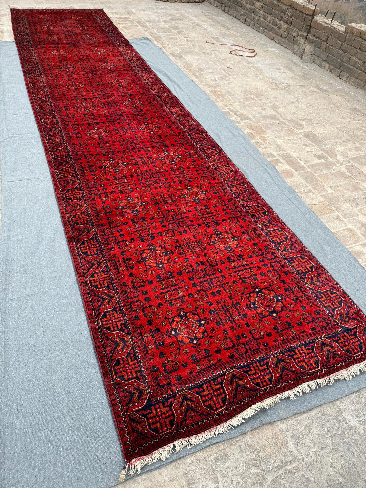 Handmade 4x19 Red Runner Rug - Long Wool Hallway Carpet,19 ft Red Hallway Rug,Luxury Handwoven runner - Perfect for Hallways and Entryways