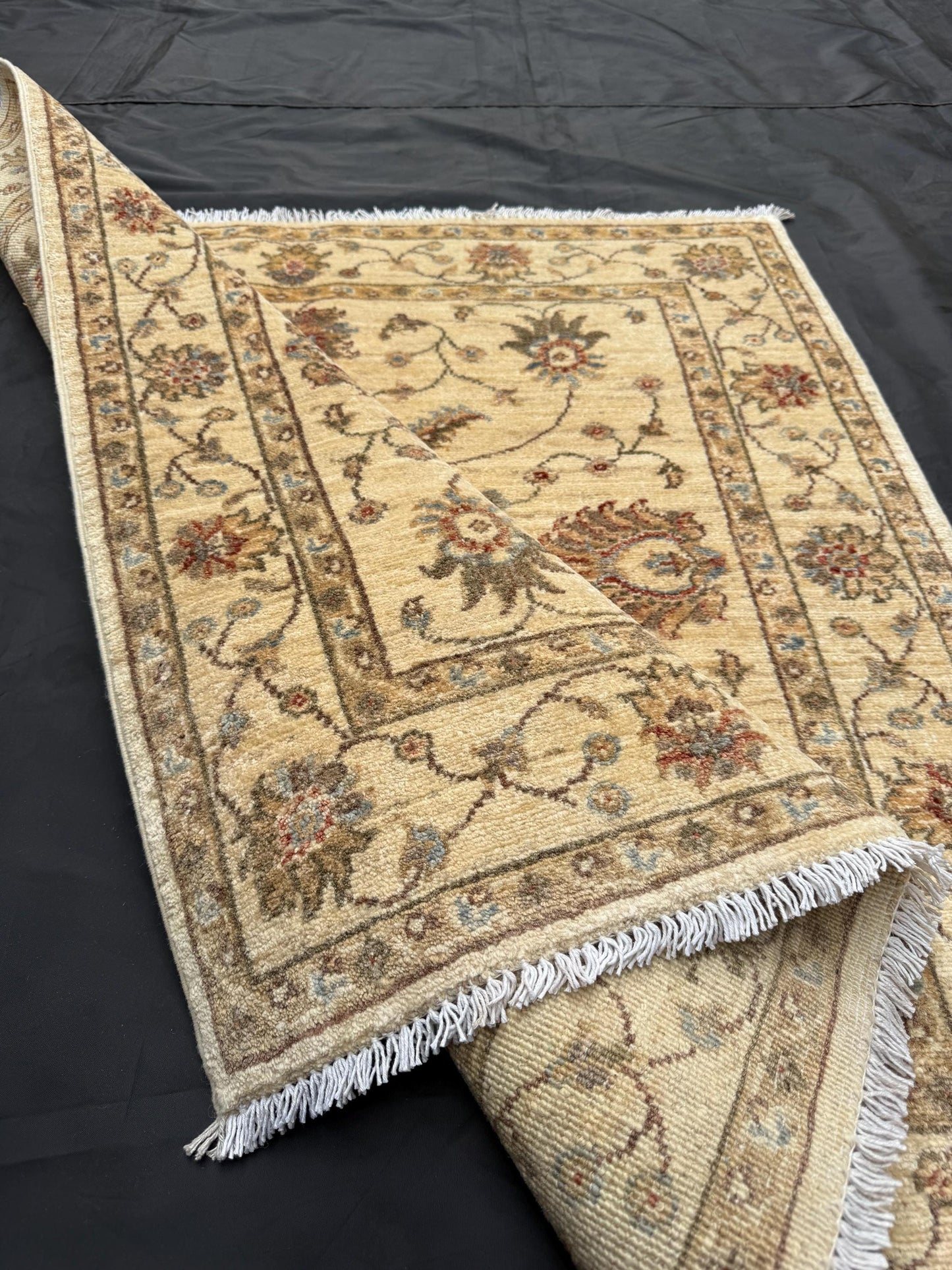 Handmade Floral Wool Rug – Elegant Square Rug for Living Room or Bedroom,Beige and Brown Hand-Knotted Area Rug,Classic Handmade Square Rug.