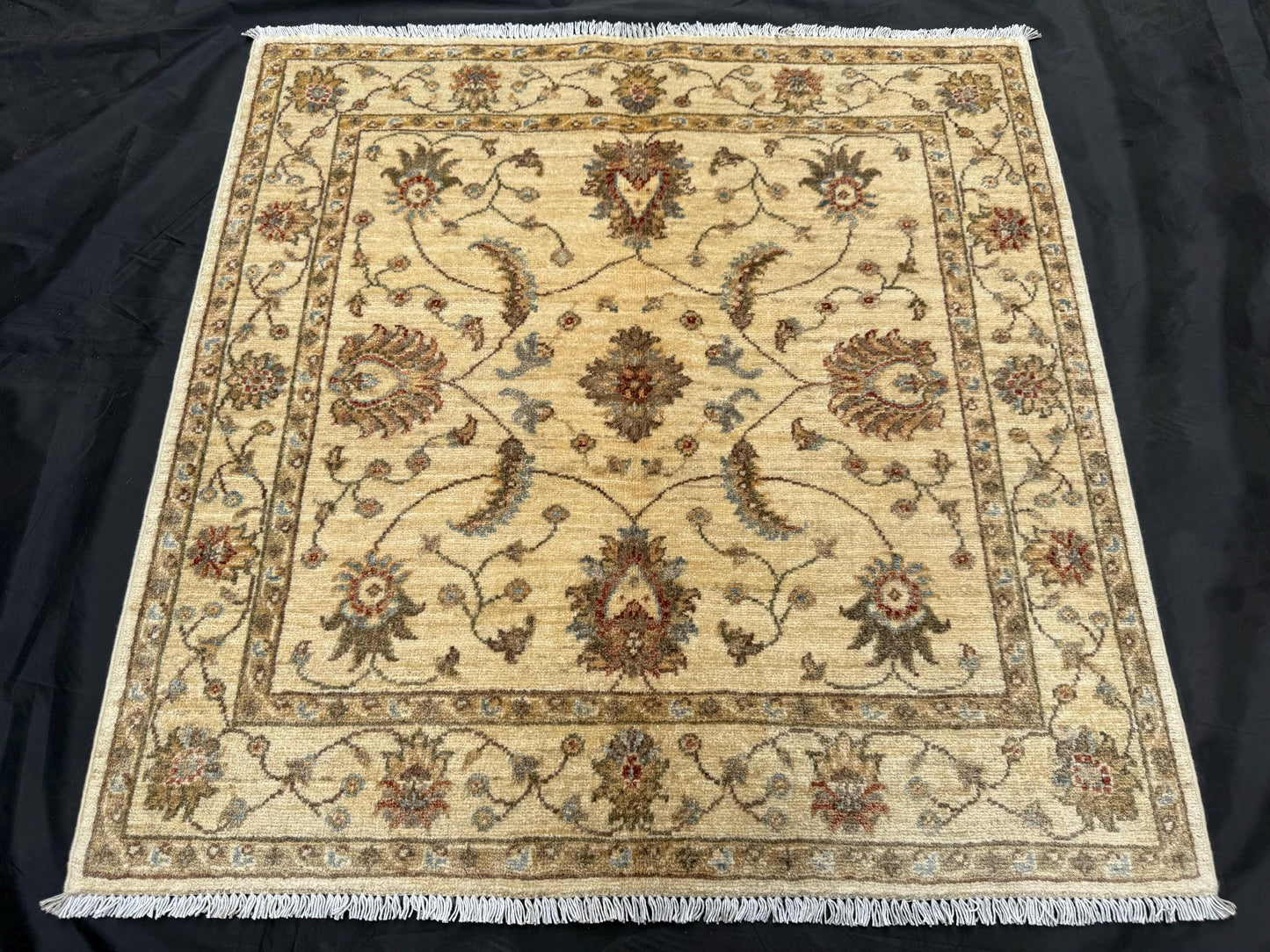 Handmade Floral Wool Rug – Elegant Square Rug for Living Room or Bedroom,Beige and Brown Hand-Knotted Area Rug,Classic Handmade Square Rug.