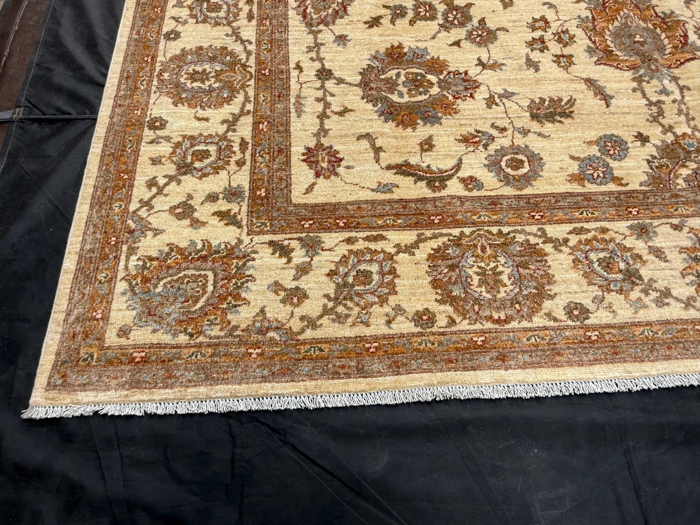 Traditional Hand-Knotted Square Beige Oriental Rug,Large Square Area rug,Neutral Beige and Brown Floral Area Rug,Classic Oriental Beige Rug