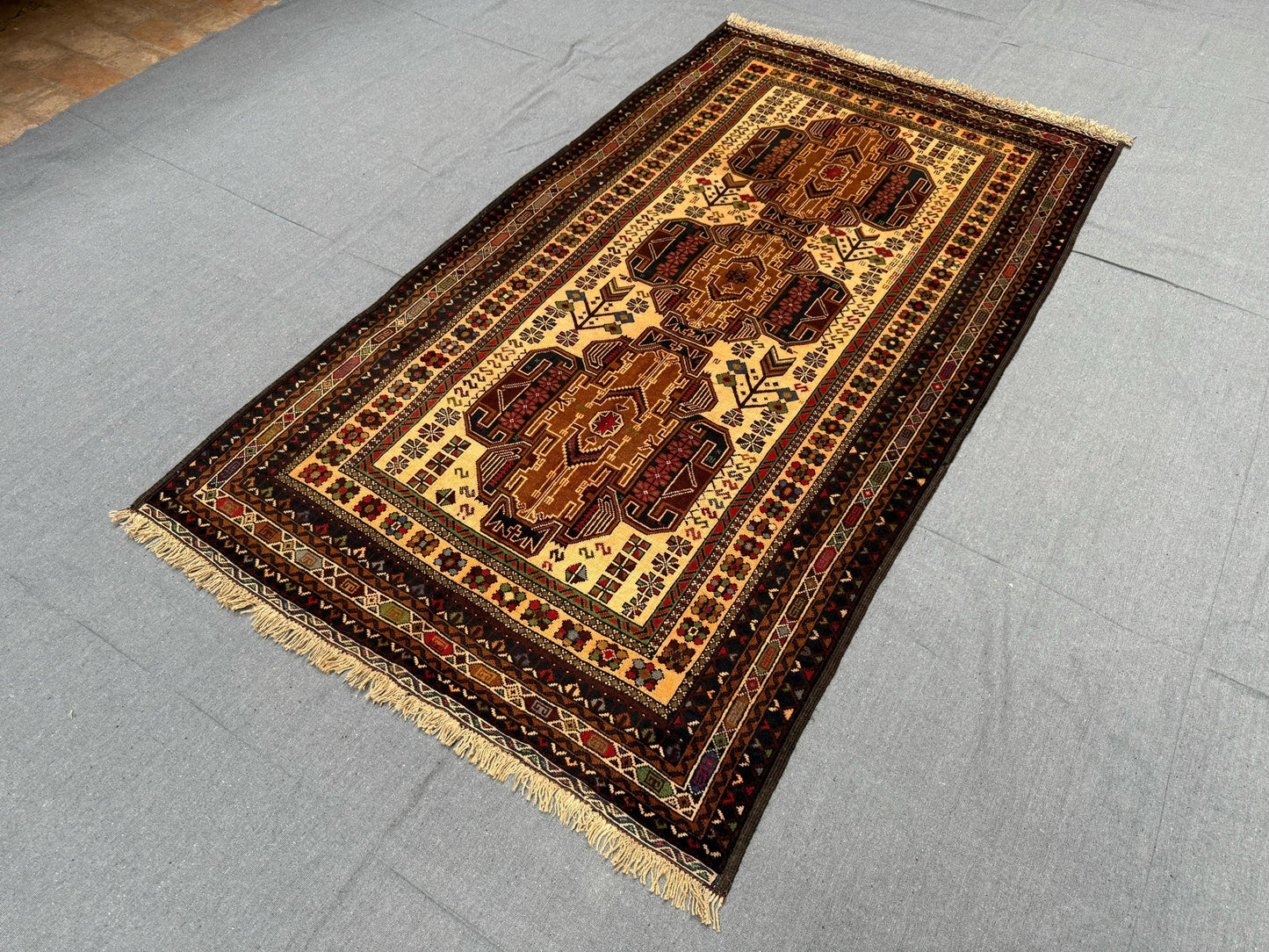 4x7 Handmade Persian-Style Rug - Intricate Geometric Tribal Wool Carpet,Traditional Handmade Wool Rug - Tribal Design with Unique Motifs.