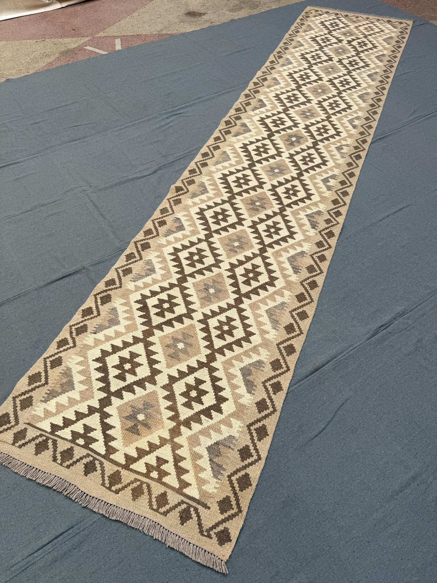 Handmade Kilim Runner Rug-Geometric Beige and Brown Wool Flatweave Carpet,Rustic Kilim Runner Rug-Handmade Wool Flatweave Carpet for Hallway