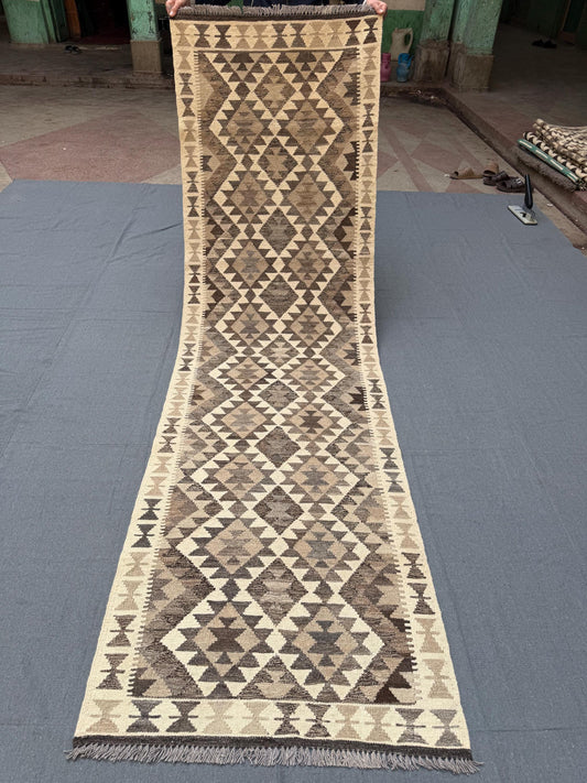 Handmade Turkish Kilim Runner-Wool Carpet in Neutral Tones for Rustic Decor,Traditional Turkish Flatweave Rug,Vintage-Inspired Kilim Runner