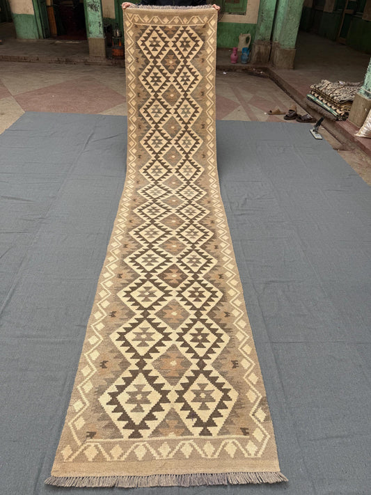 Flatweave reversible Kilim Runner Rug,Beige and Brown Wool Flatweave Carpet for Narrow Spaces,Long Kilim Runner Rug,13 ft runner kilim.