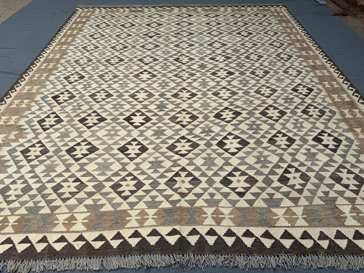 8x10 Handmade Kilim Rug-Geometric Wool Flatweave Beige and Brown,Turkish Kilim Rug with Neutral and Vibrant Accents.8x10 Kilim Rug