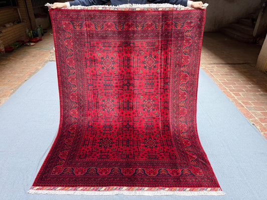 Handmade Red Oriental Rug,Luxurious Red Carpet for Modern or Vintage Interiors,Rich Red Geometric Pattern,Vibrant Handmade Red Rug.Vintage