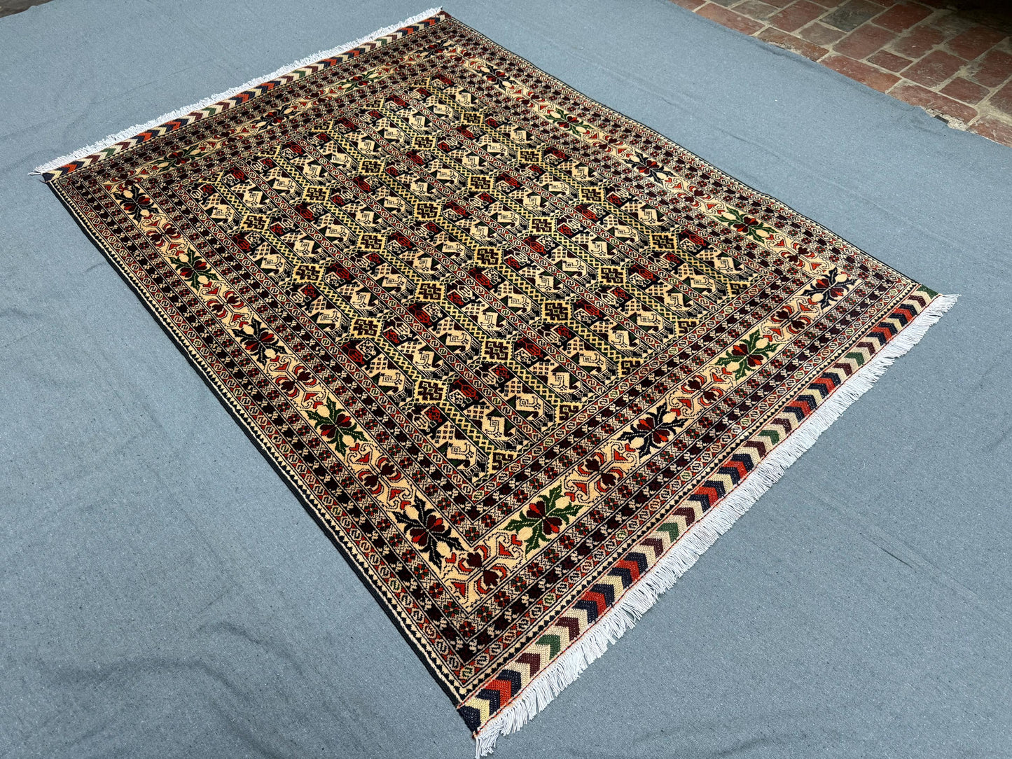 Handmade Oriental Rug –5x7 ft Traditional Wool Carpet with Floral & Geometric Patterns,Wool Carpet with Intricate Tribal Designs,Vintage rug