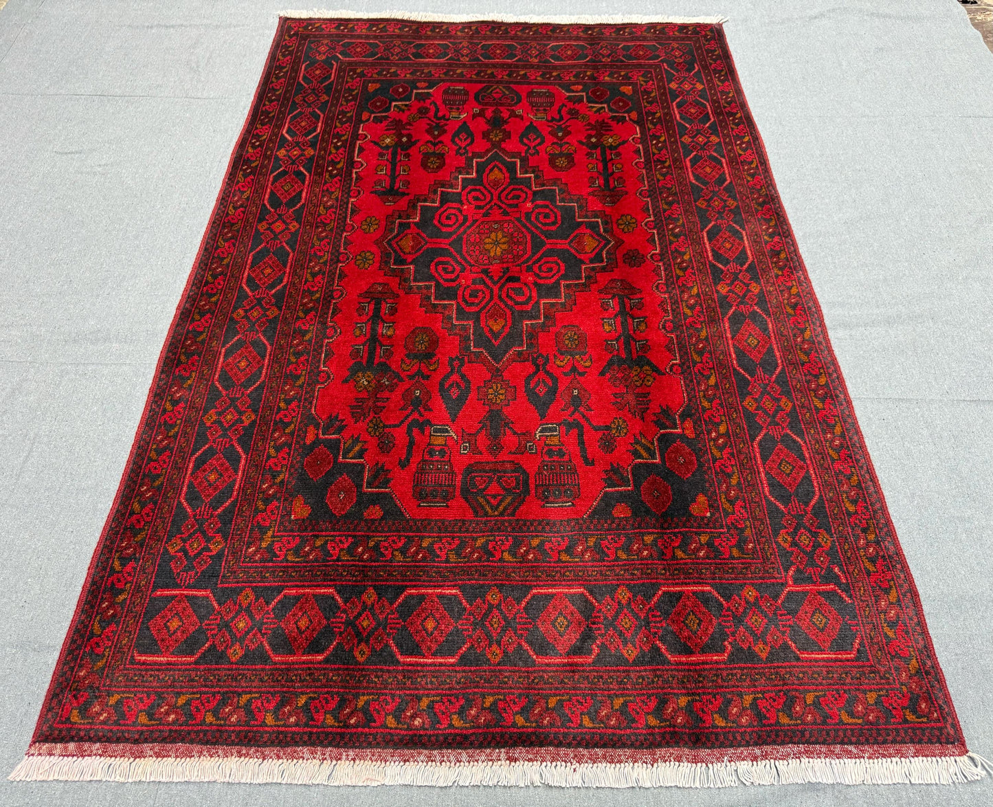 Authentic Handmade 4x7 Khal Mohammadi Rug,Decorative Red Wool Rug,Traditional Handmade Rug,4x7 Bold Red Living room rug,Red bedroom rug.