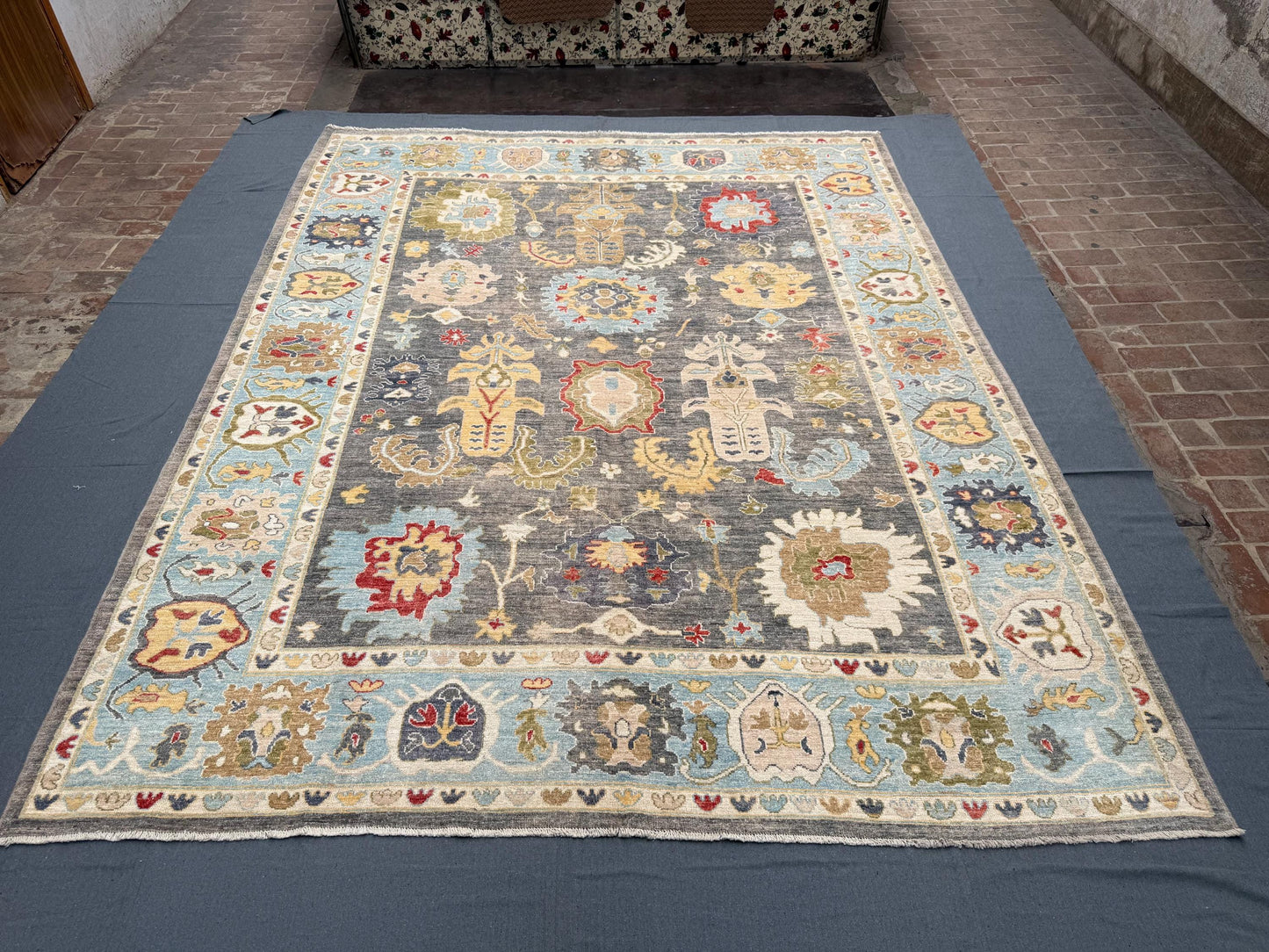 Handmade Turkish Oushak Rug 9x12 ft  Vibrant Wool Carpet with Bold Floral Motifs, Perfect for Large Living Spaces, Dining Rooms, or Bedrooms