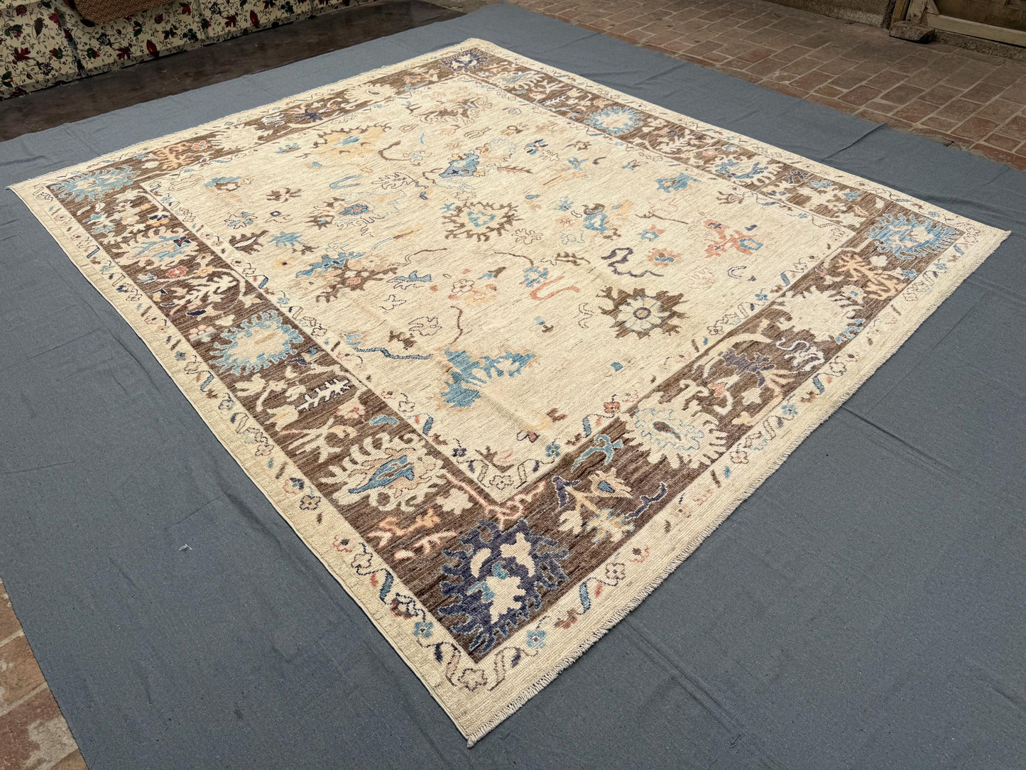 Handmade Turkish Oushak Rug 8x10 ft – Luxurious Wool Area Carpet with Blue Floral Patterns, Perfect for Living Room or Dining Area