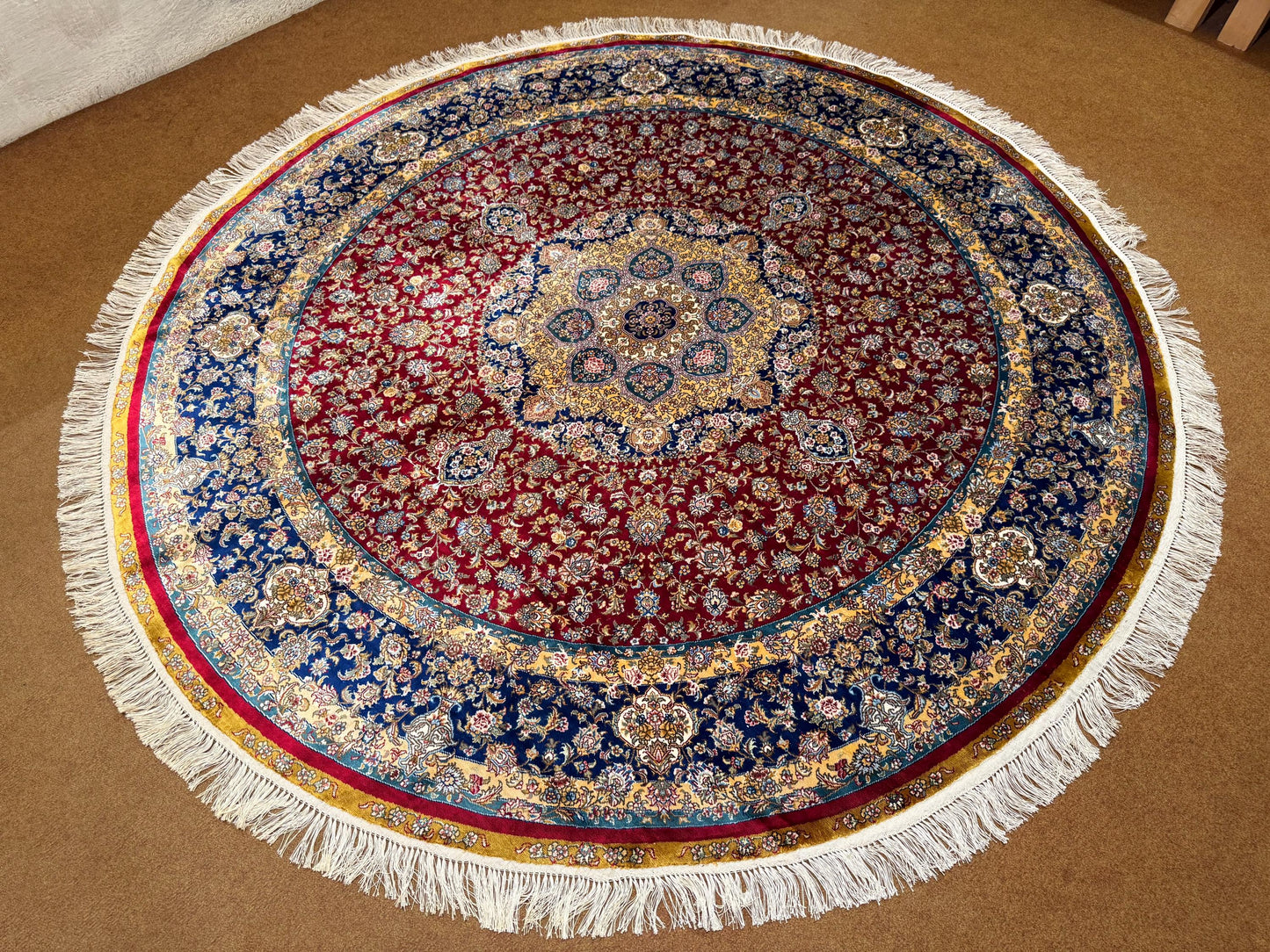 Round Handmade Real Silk Rug – Persian Medallion Design 6ft Diameter,Luxury Round Silk Carpet,Handwoven Round Silk Rug, Original Silk Rug.