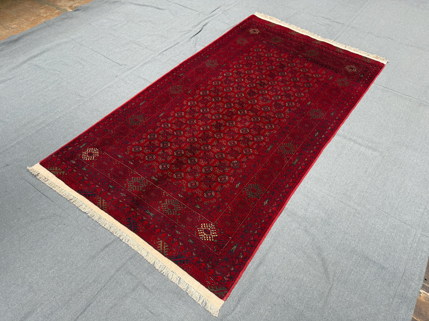 Handmade Red Wool Rug - Vibrant Oriental Area Carpet,Traditional Handmade Rug - Red Wool Carpet for Small Spaces,Handwoven Red Oriental Rug.