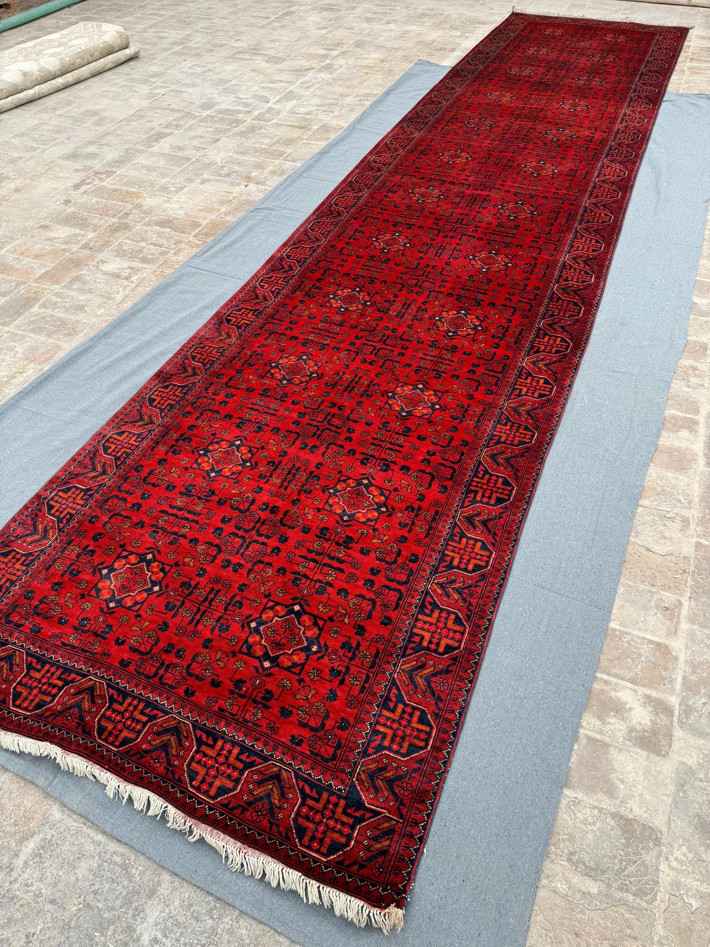 Handmade 4x19 Red Runner Rug - Long Wool Hallway Carpet,19 ft Red Hallway Rug,Luxury Handwoven runner - Perfect for Hallways and Entryways