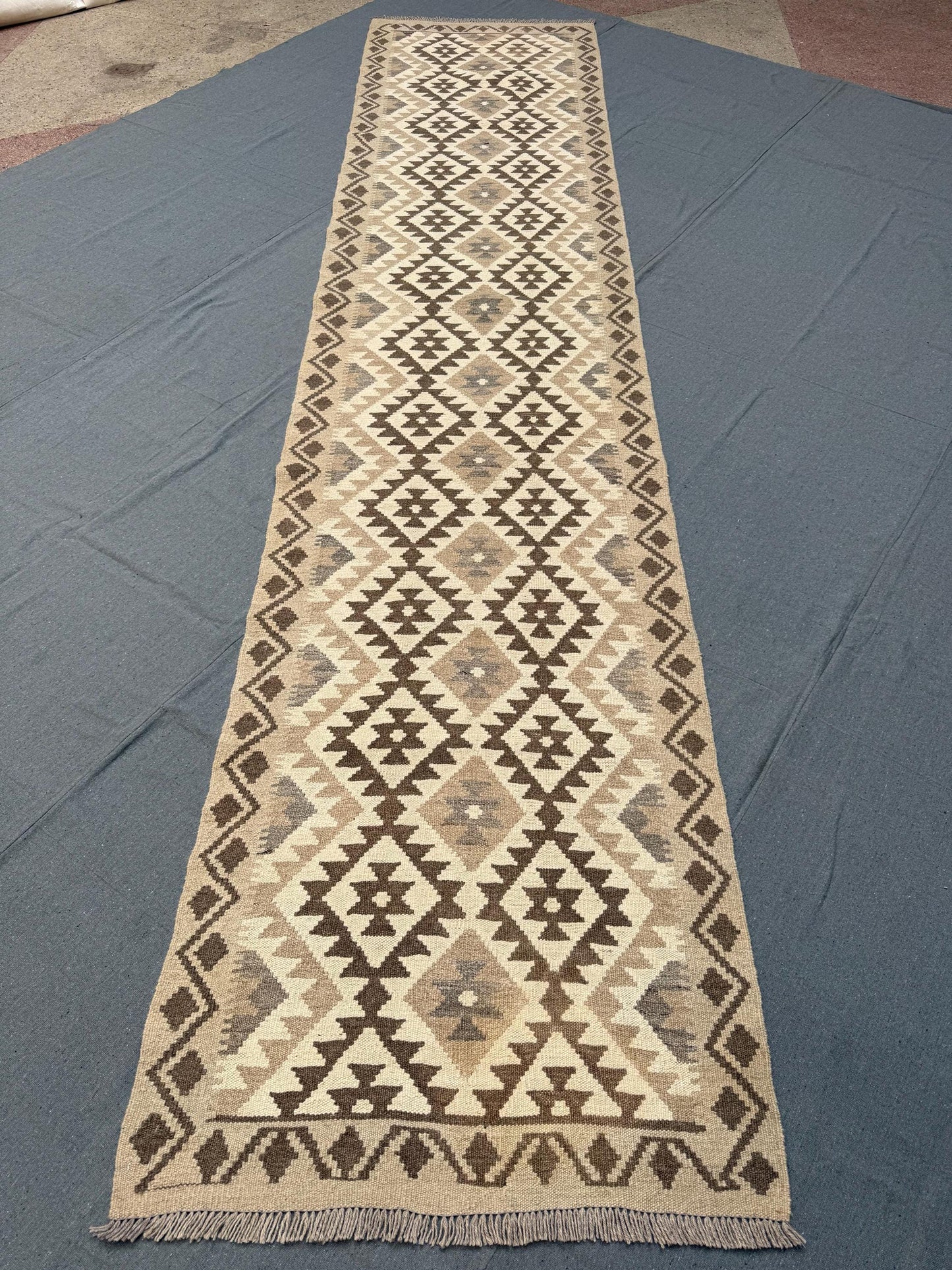 Handmade Kilim Runner Rug-Geometric Beige and Brown Wool Flatweave Carpet,Rustic Kilim Runner Rug-Handmade Wool Flatweave Carpet for Hallway