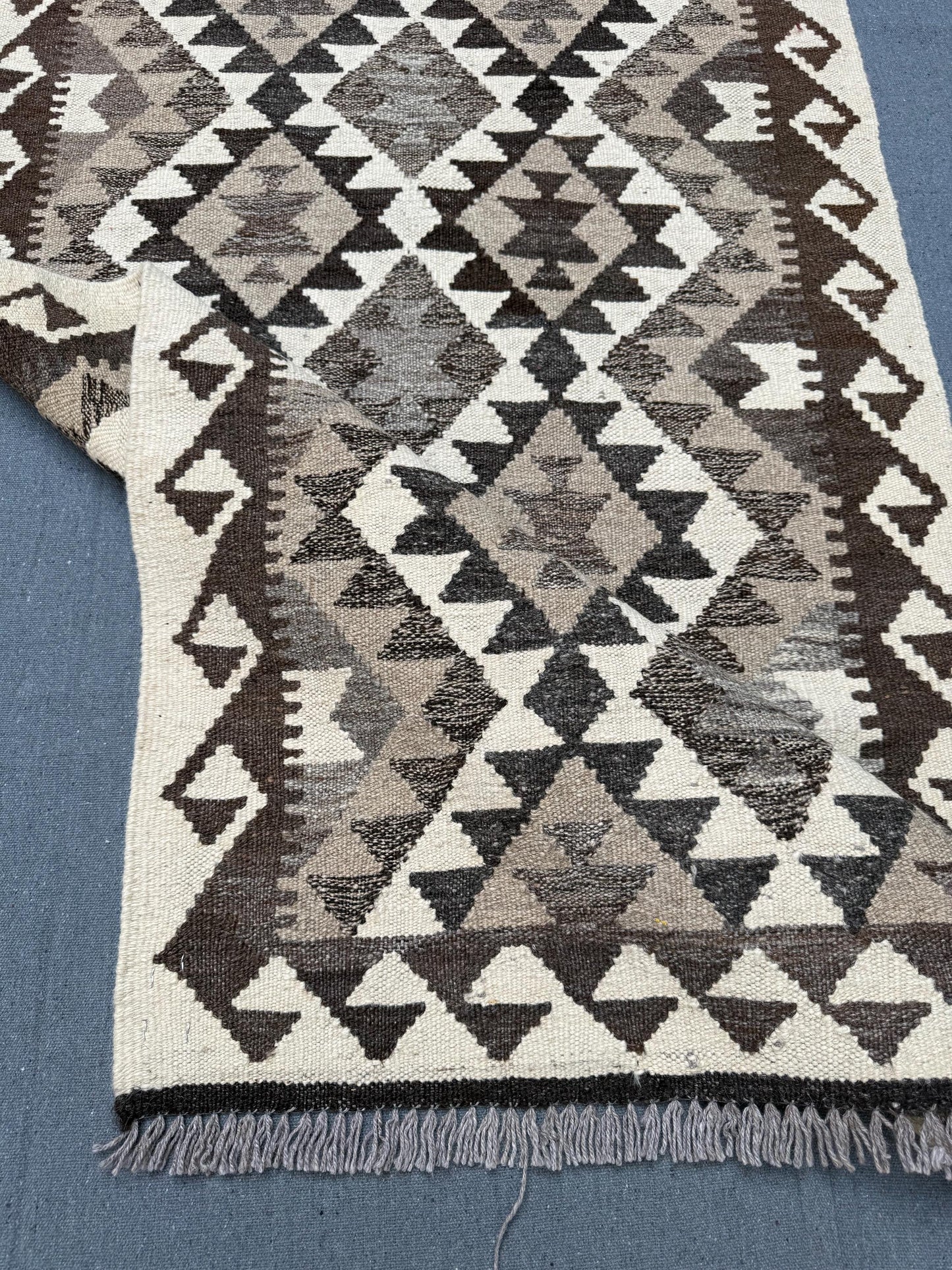 Turkish Boho Kilim Runner Rug-Geometric Beige and Brown Wool Flatweave Carpet,Rustic Kilim Runner-Handmade Wool Flatweave Carpet for Hallway