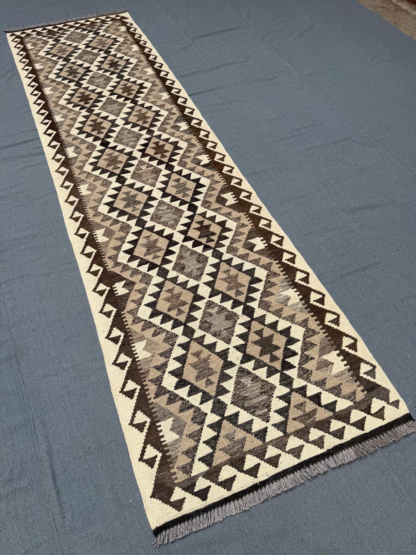 Turkish Boho Kilim Runner Rug-Geometric Beige and Brown Wool Flatweave Carpet,Rustic Kilim Runner-Handmade Wool Flatweave Carpet for Hallway