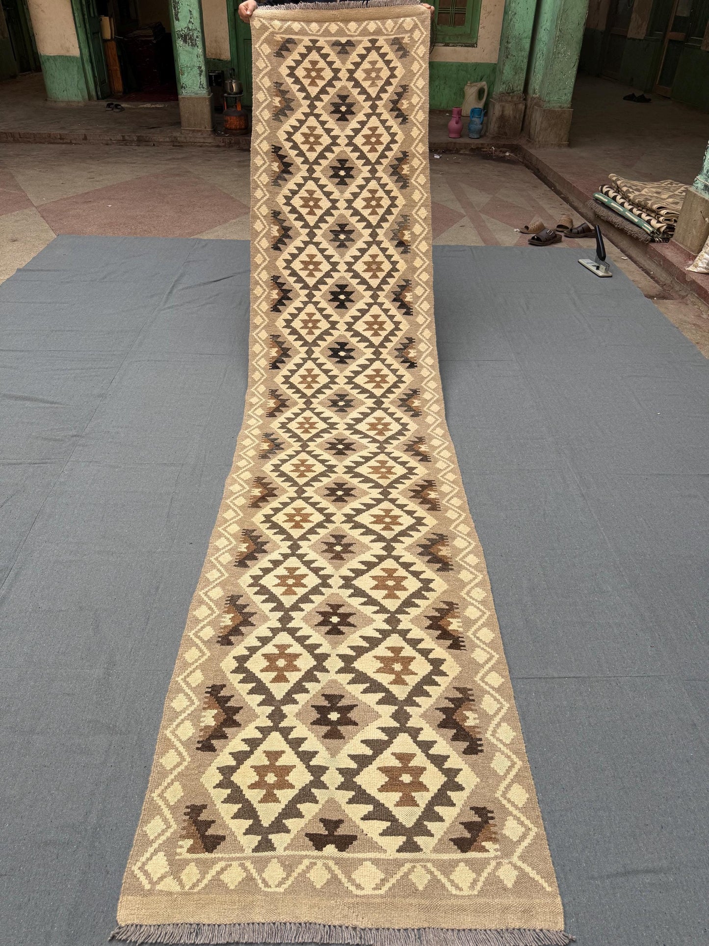 Traditional Turkish Kilim Runner Rug,Neutral Beige and Brown Geometric Design,Modern Home Kilim runner,Turkish Kilim Runner Rug,Boho Runner