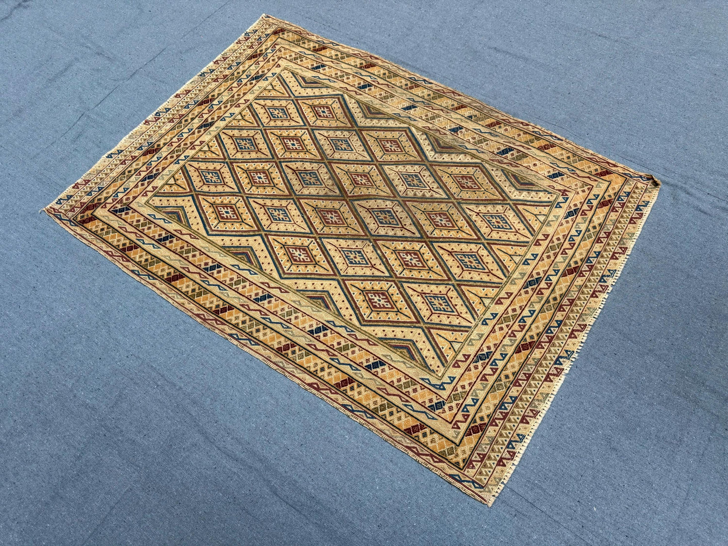 Vintage Turkish Afghan Kilim Rug - Handmade Wool Tribal Carpet - Beige, Blue & Red Geometric Bohemian Area Rug 3.2 x 4.3 ft