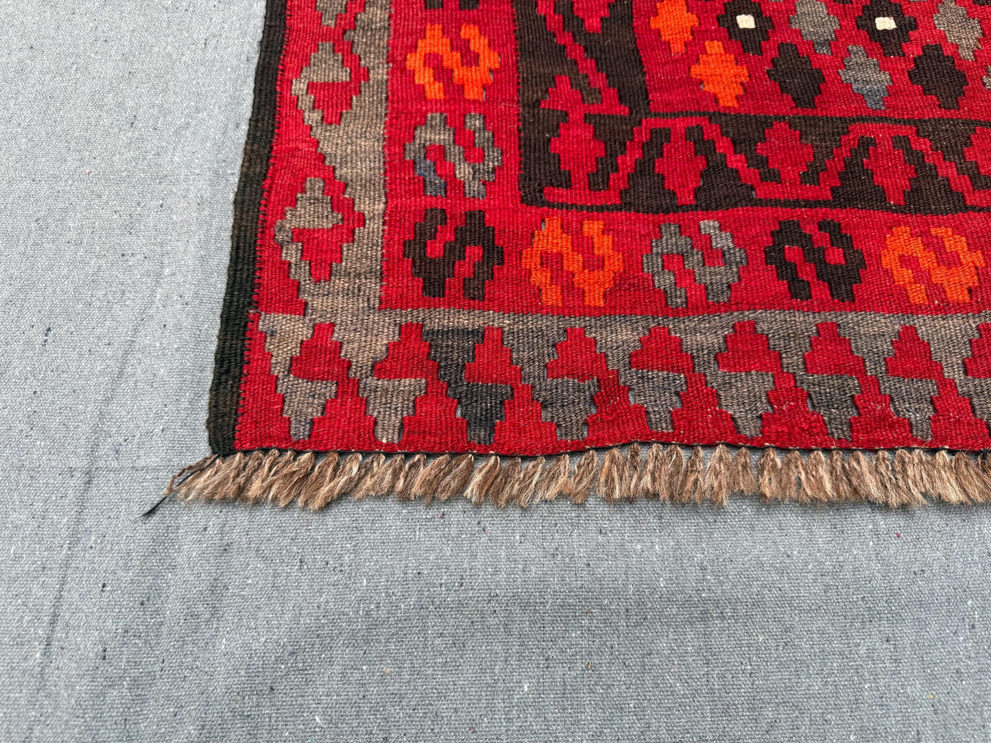 Handmade Vintage Red Small Kilim Wool Rug,Small Afghan Kilim Rug,Small Vintage Kilim rug for gift,Vibrant red kilim rug,Accent Kilim rug