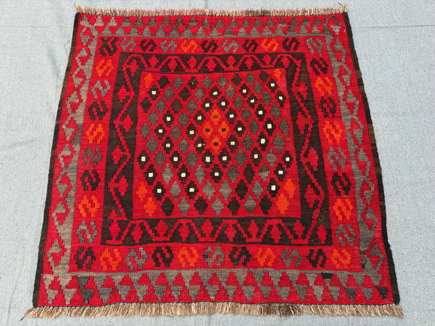 Handmade Vintage Red Small Kilim Wool Rug,Small Afghan Kilim Rug,Small Vintage Kilim rug for gift,Vibrant red kilim rug,Accent Kilim rug